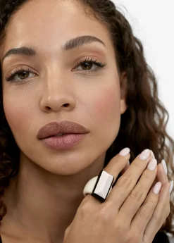 Online Anillo blanco y negro Bisuteria