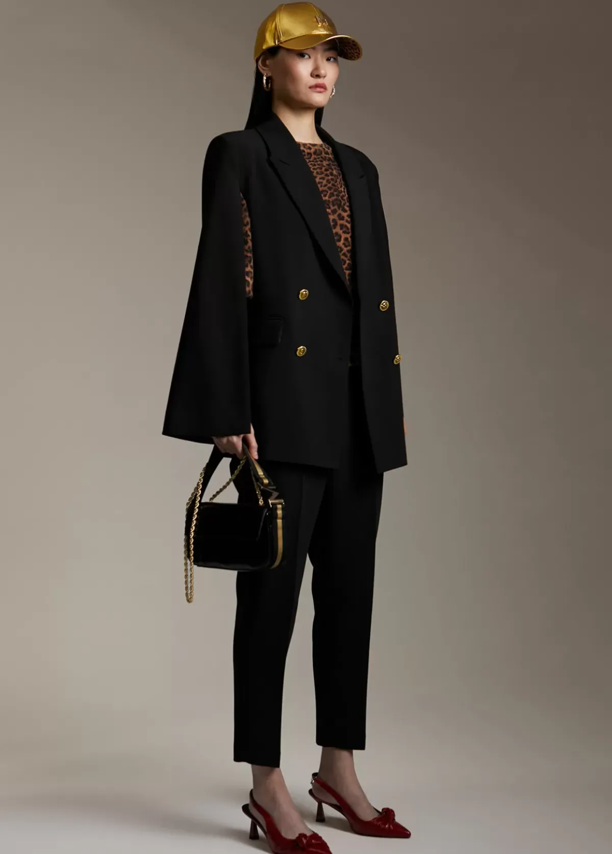 Hot Blazer tipo capa Americanas Y Blazers