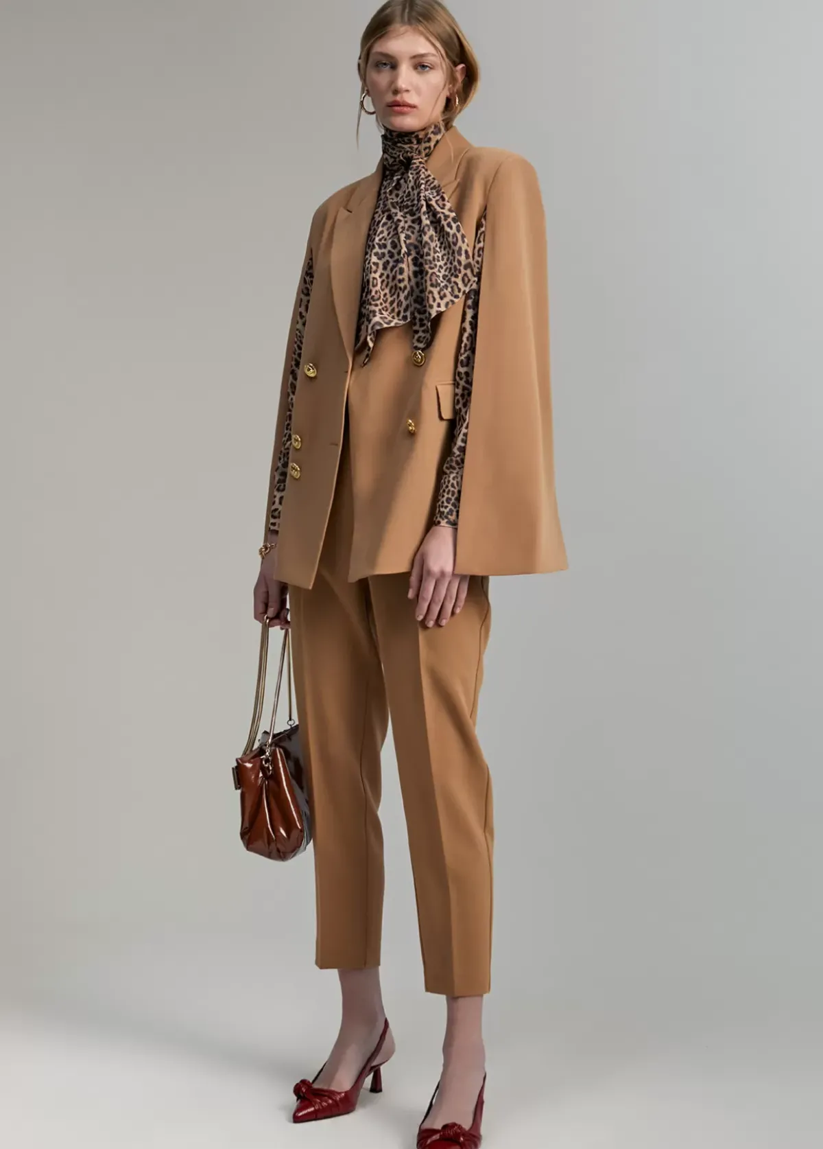 Clearance Blazer tipo capa Americanas Y Blazers