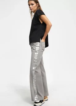 New Camiseta detalle cadena Camisetas Y Tops