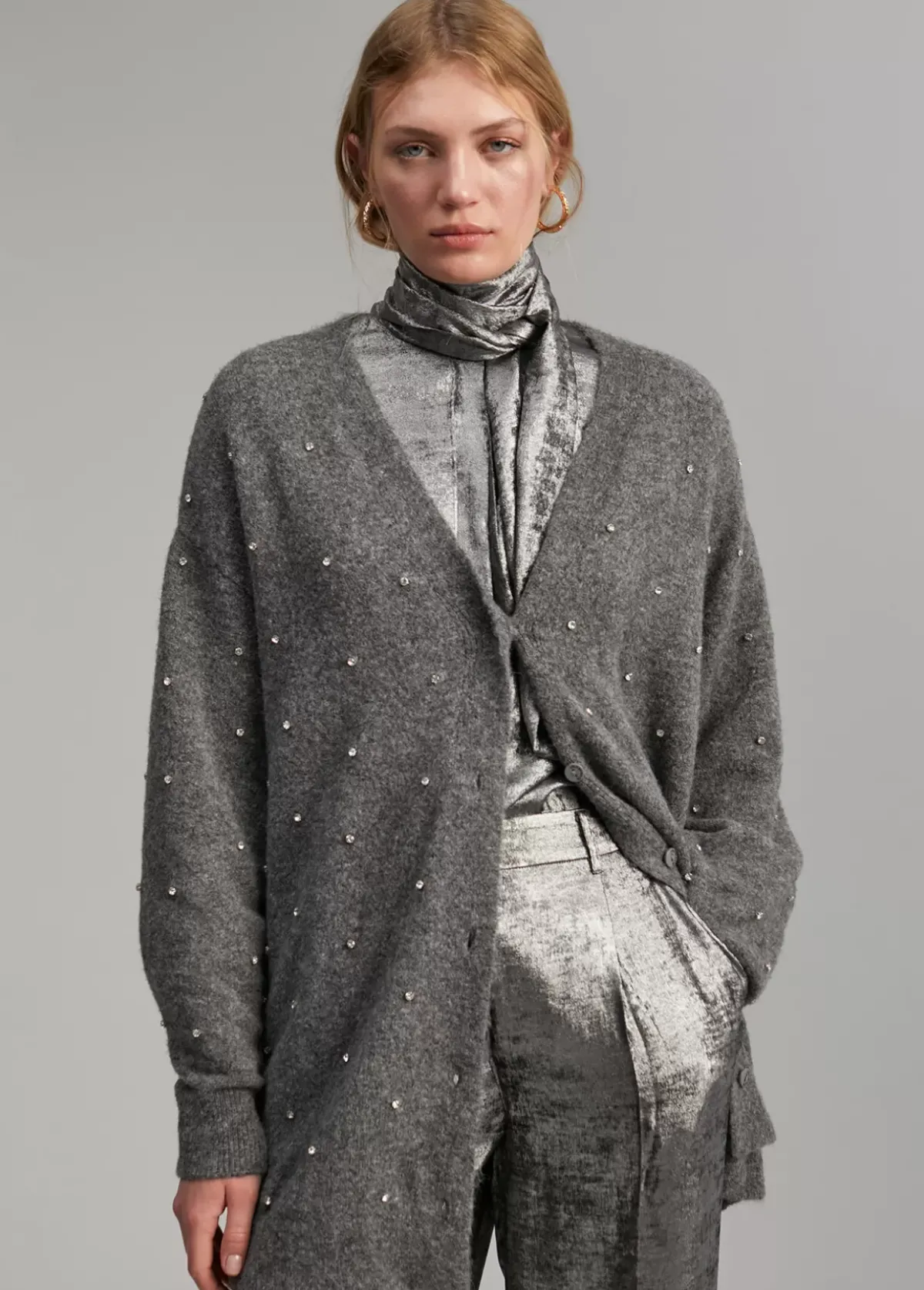 Outlet Cárdigan detalle joyas Punto