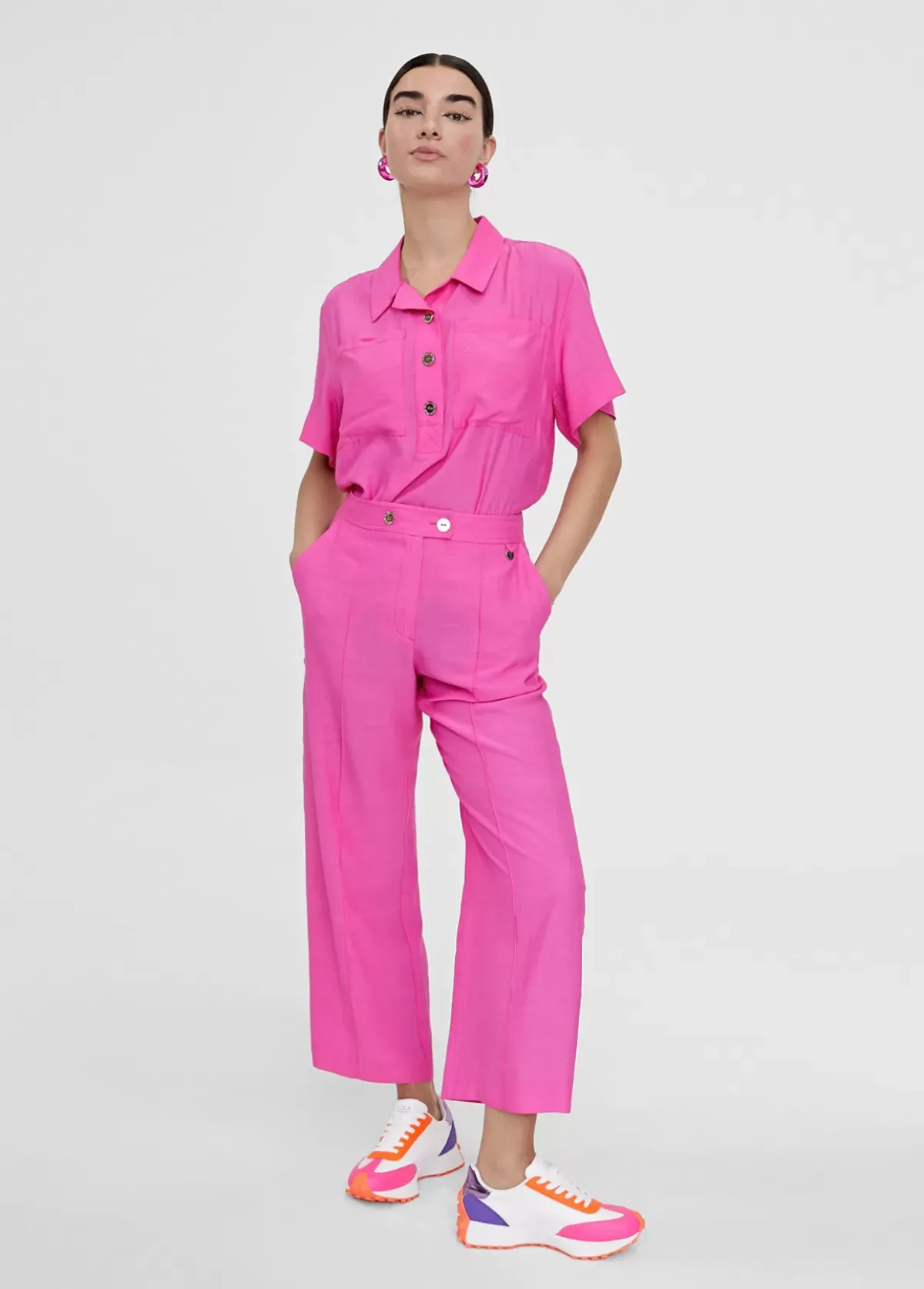 Pantalón cropped monocolor Pantalones