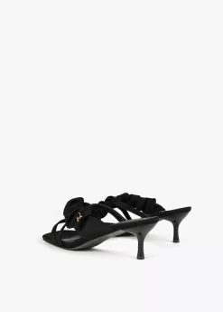 Sandalia de tacón con fruncido Calzado