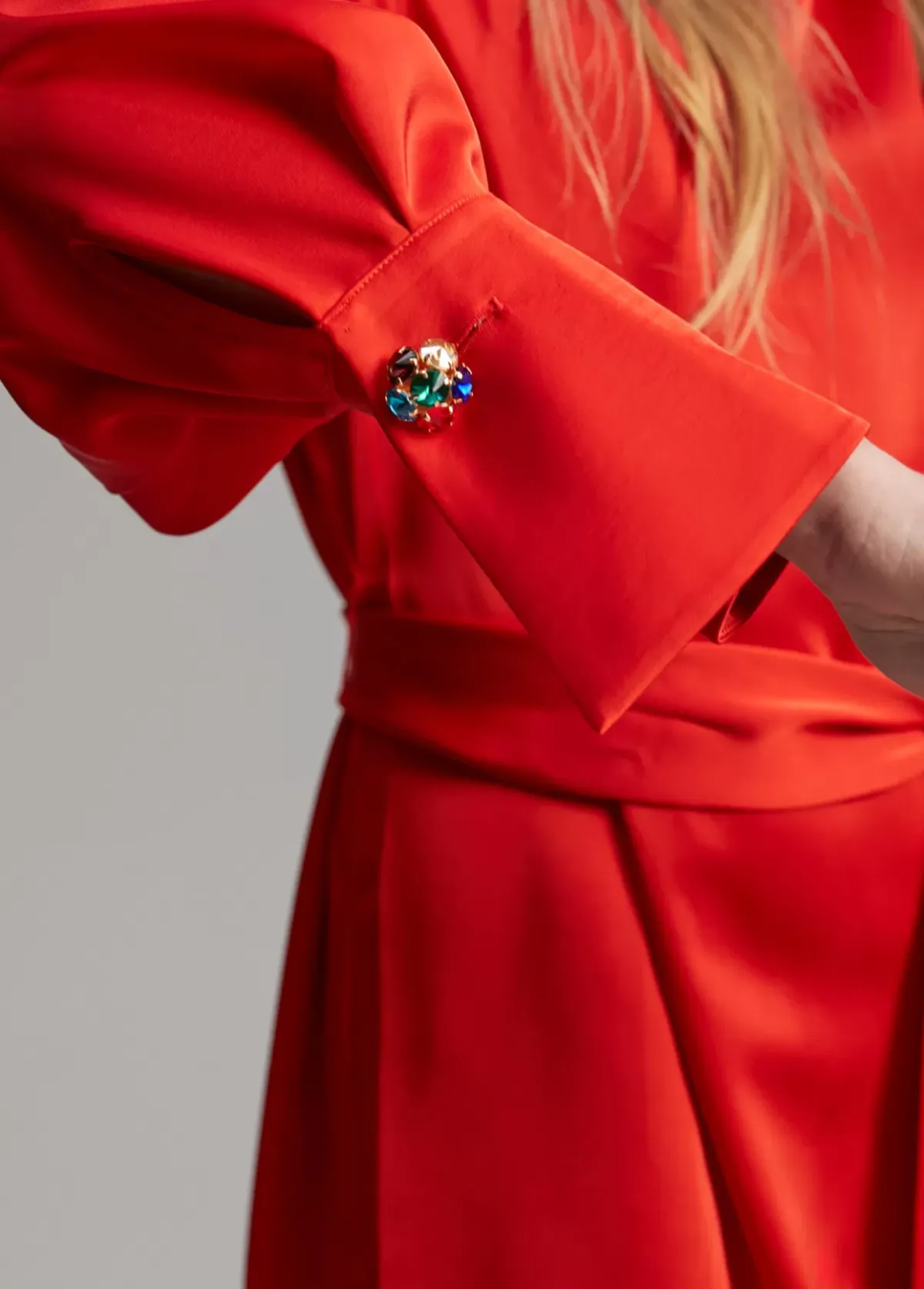 Sale Vestido corto satinado Vestidos Y Faldas