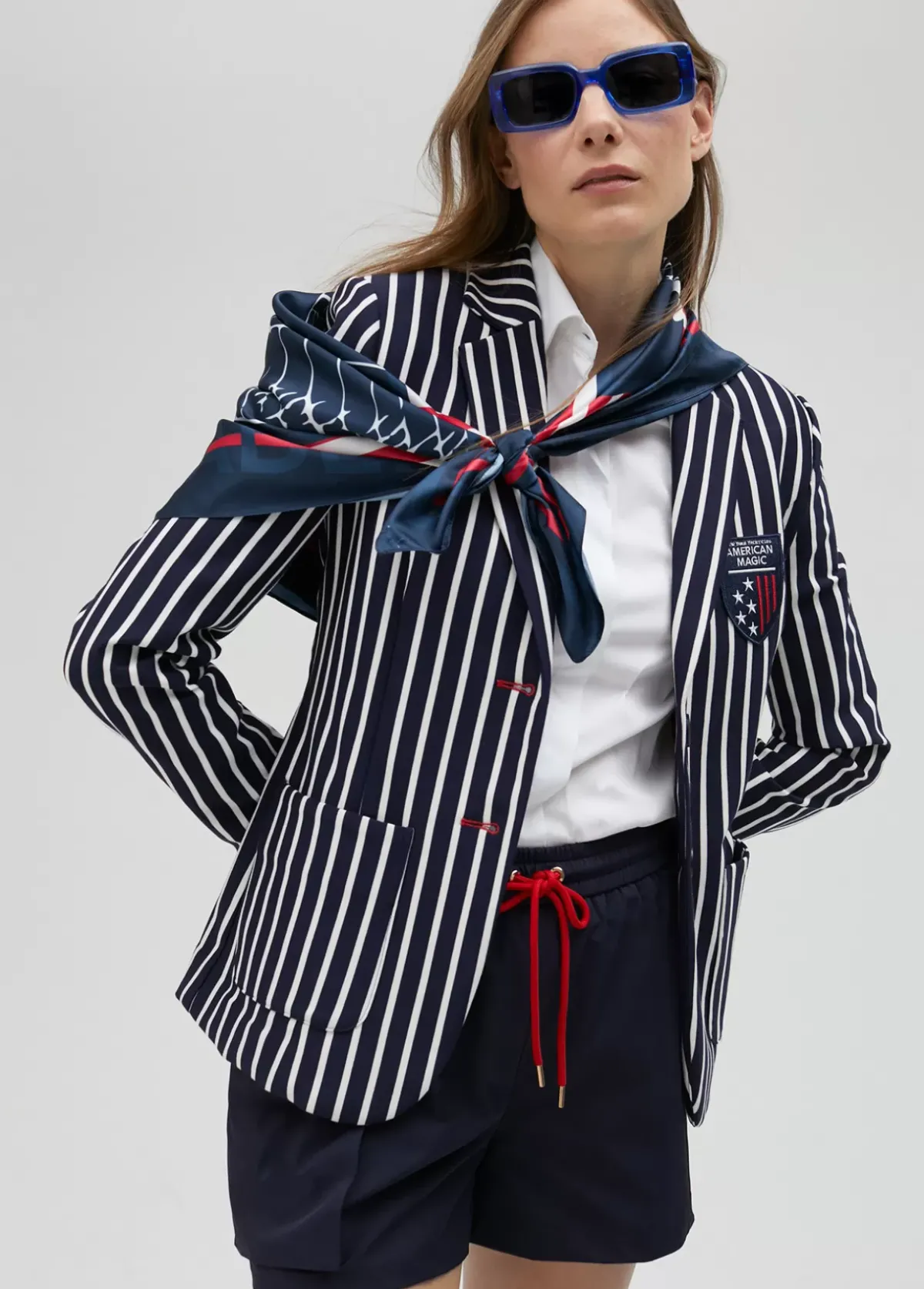 Sale Blazer rayas bicolor de edición limitada - Lola Casademunt Americanas Y Blazers