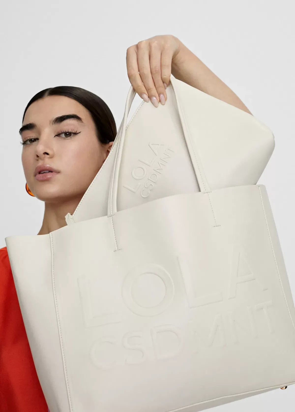 Outlet Bolso shopper con logo en relieve. Bolsos