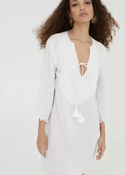 Clearance Caftan corto con bordado Baño