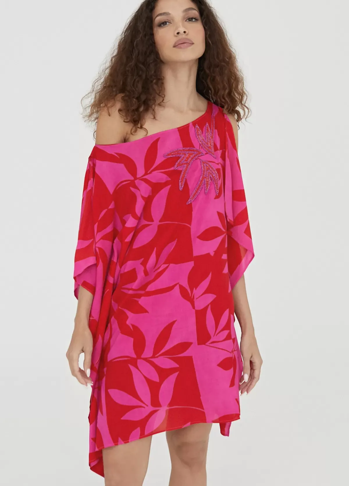 New Caftan corto estampado Baño