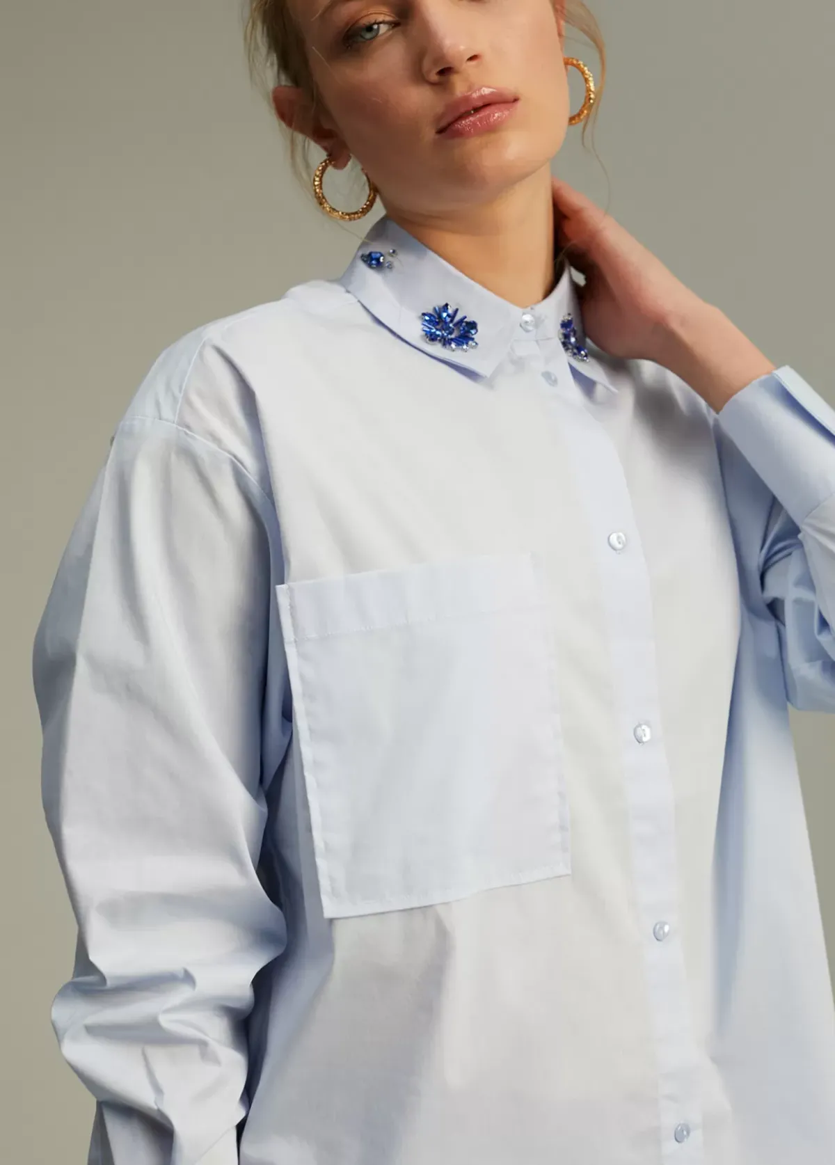 Outlet Camisa detalle joya Camisas Y Blusas