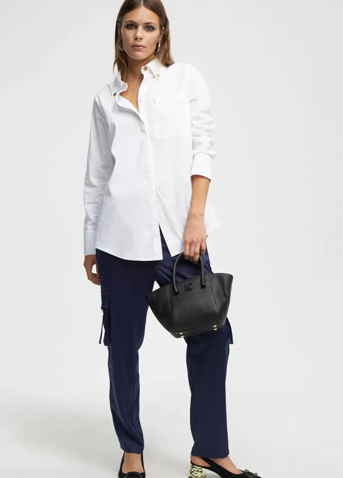 New Camisa detalle logo Camisas Y Blusas