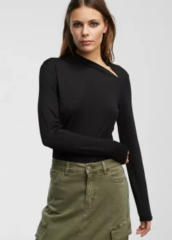 Clearance Camiseta detalle cuello Camisetas Y Tops