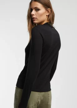 Clearance Camiseta detalle cuello Camisetas Y Tops