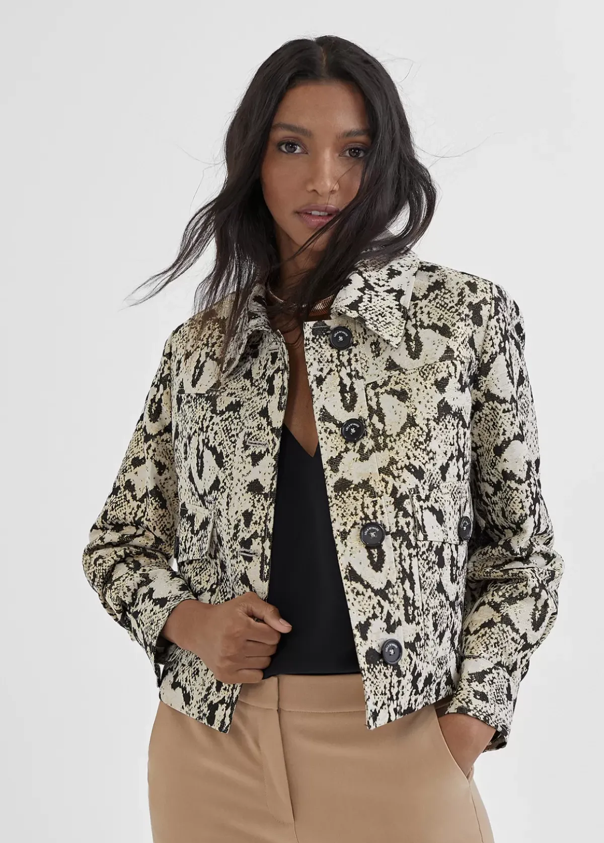 Online Chaqueta corta animal print Chaquetas Y Gabardinas|Americanas Y Blazers