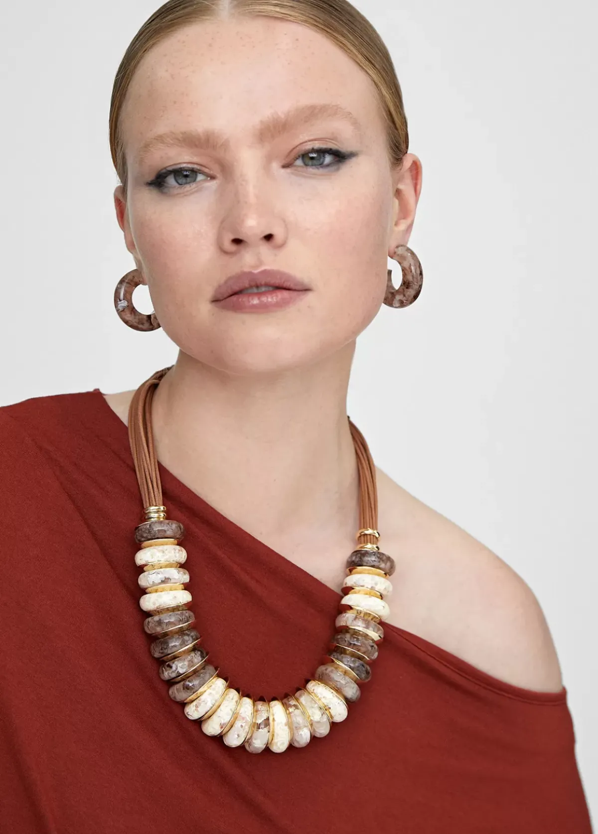 Outlet Collar multi piezas Bisuteria