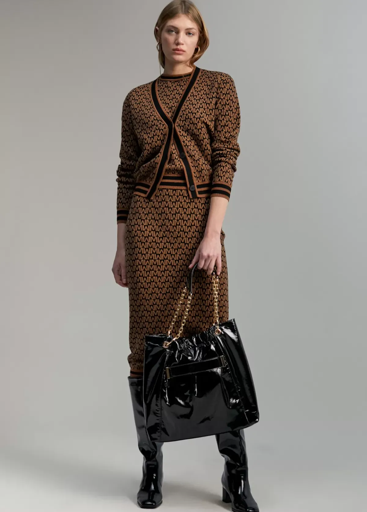 New Cárdigan monograma Punto