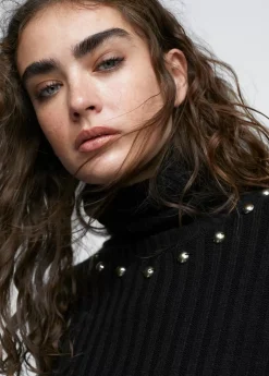 Outlet Jersey cuello alto con tachas Punto