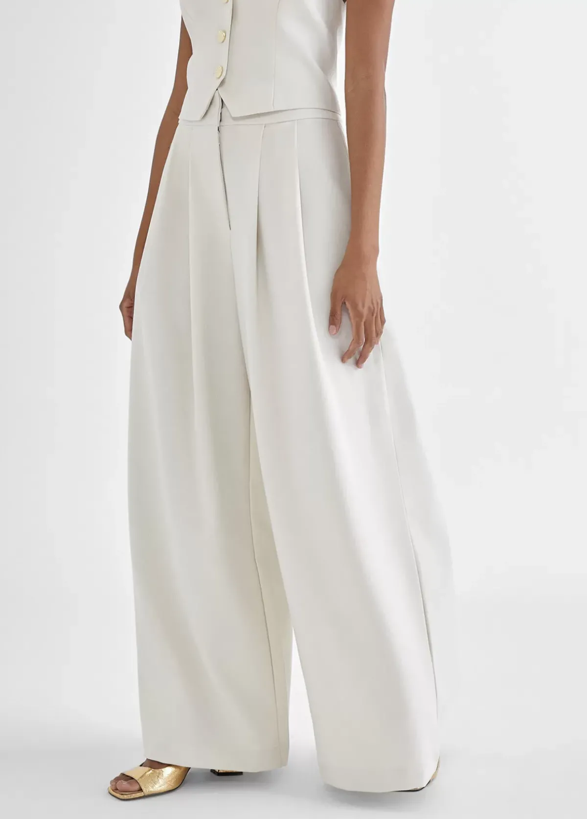 Online Pantalón ancho y fluído Pantalones