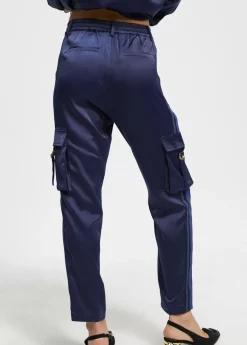 Pantalón cargo satinado Pantalones