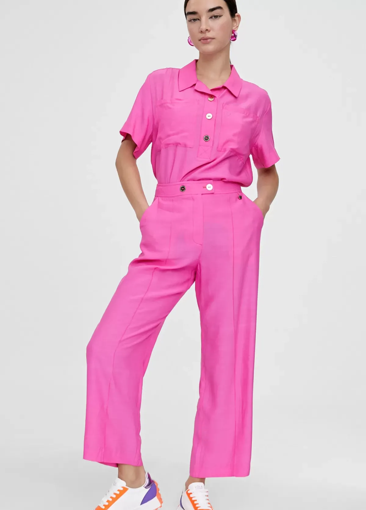 Pantalón cropped monocolor Pantalones