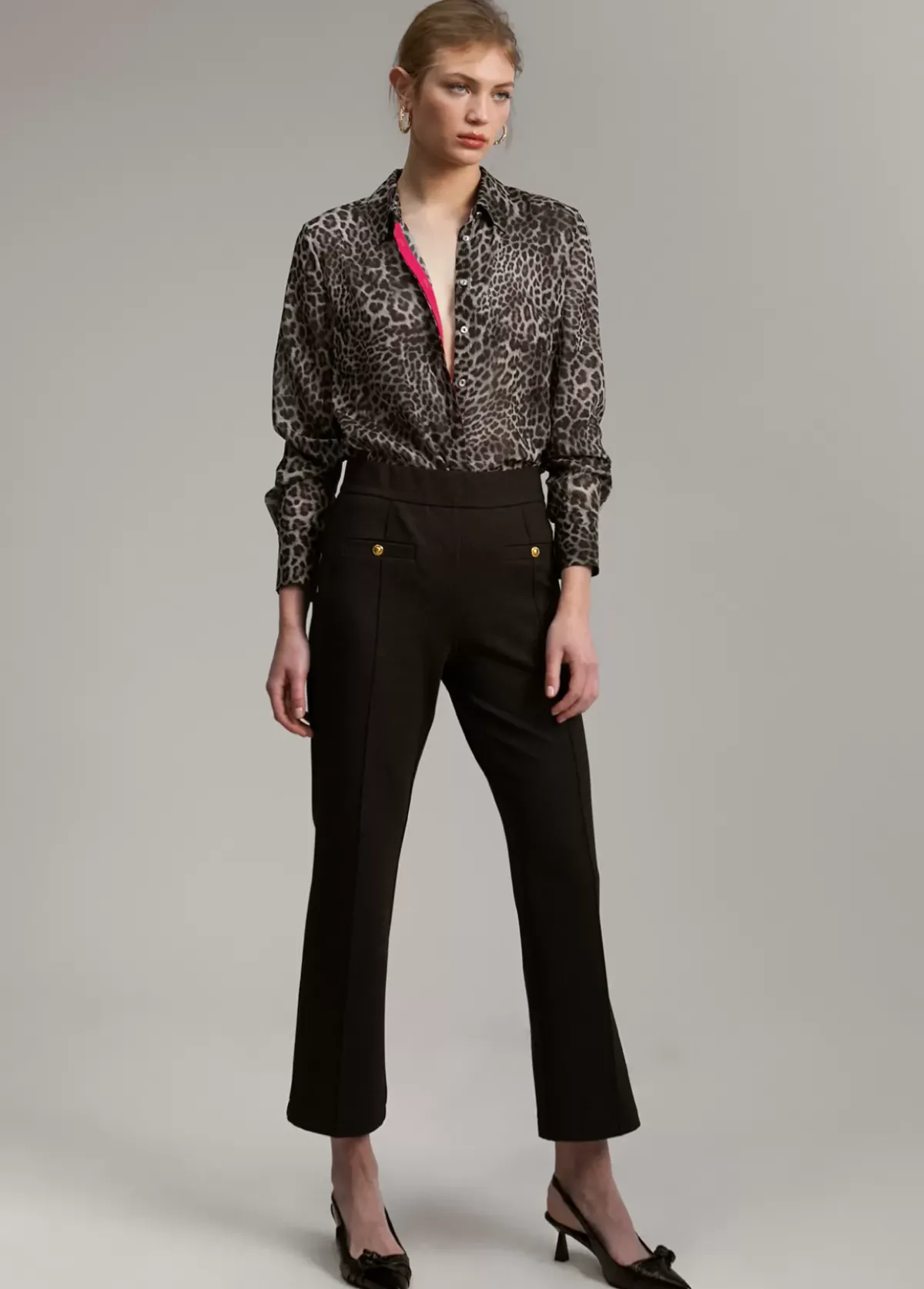 Hot Pantalón detalle botón Pantalones