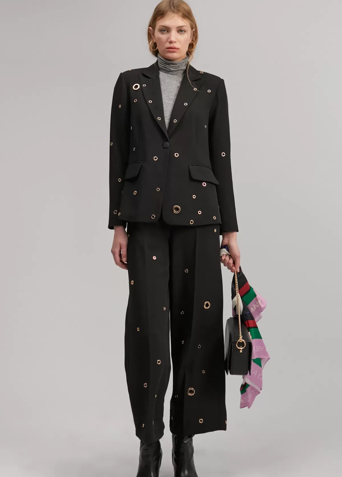 Outlet Pantalón detalle eyelets Pantalones