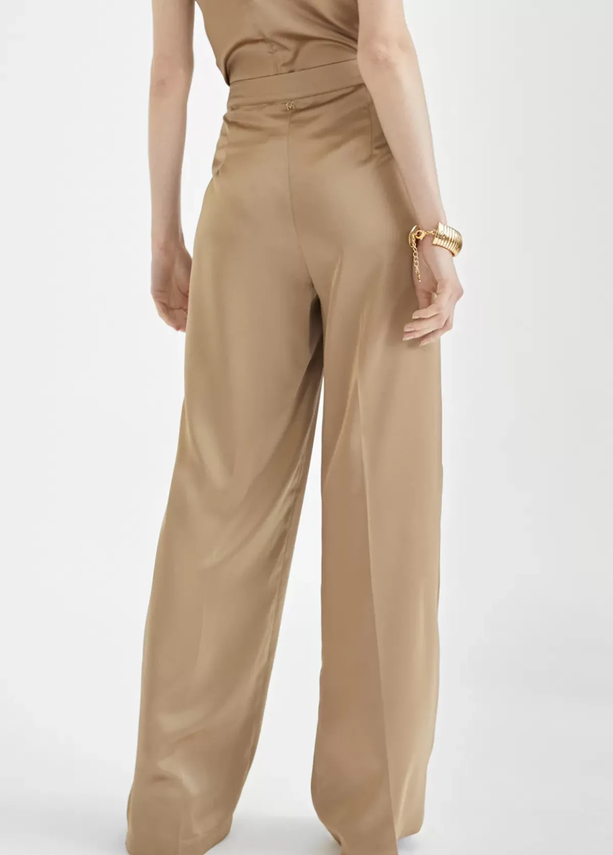 Sale Pantalón recto satinado Pantalones