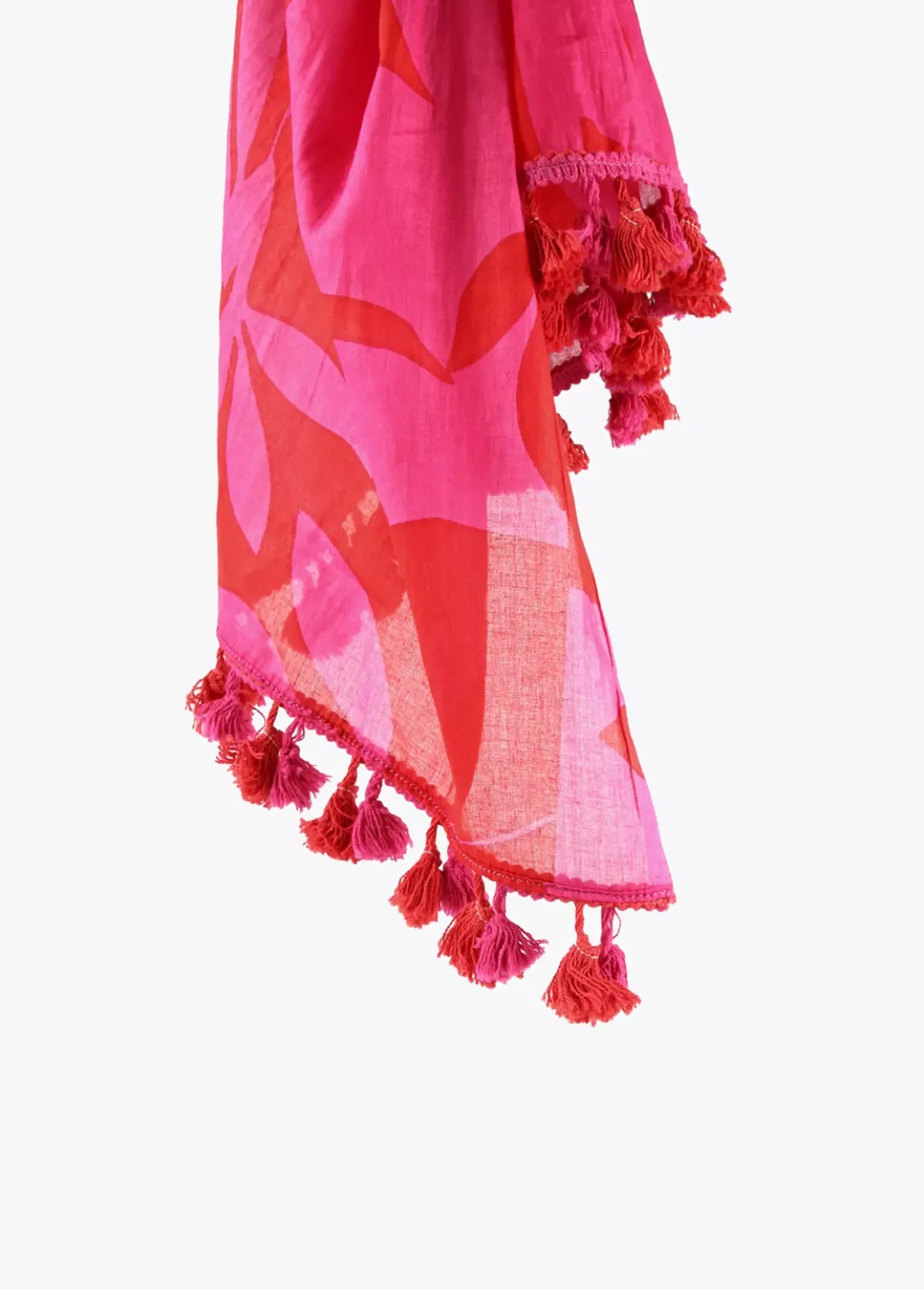 Pareo fucsia y rojo. Accesorios