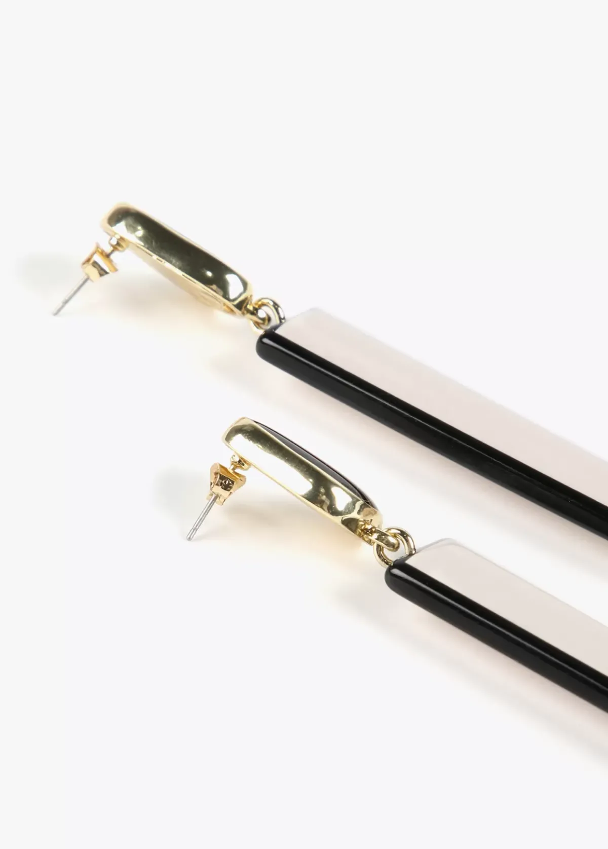 Clearance Pendientes blanco y negro Bisuteria