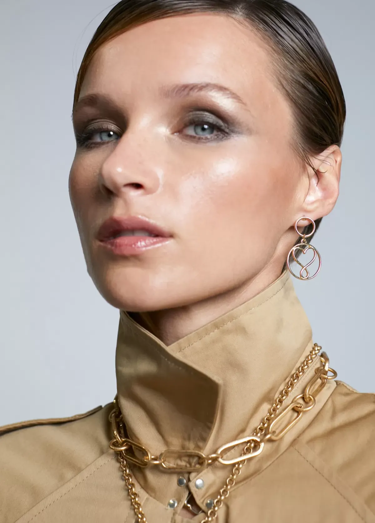 Discount Pendientes circulo y corazón infinito Pendientes