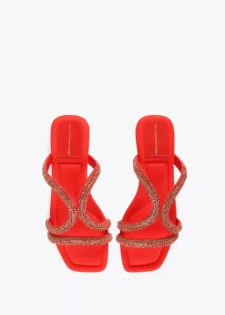 Sandalia plana con pedreria Calzado